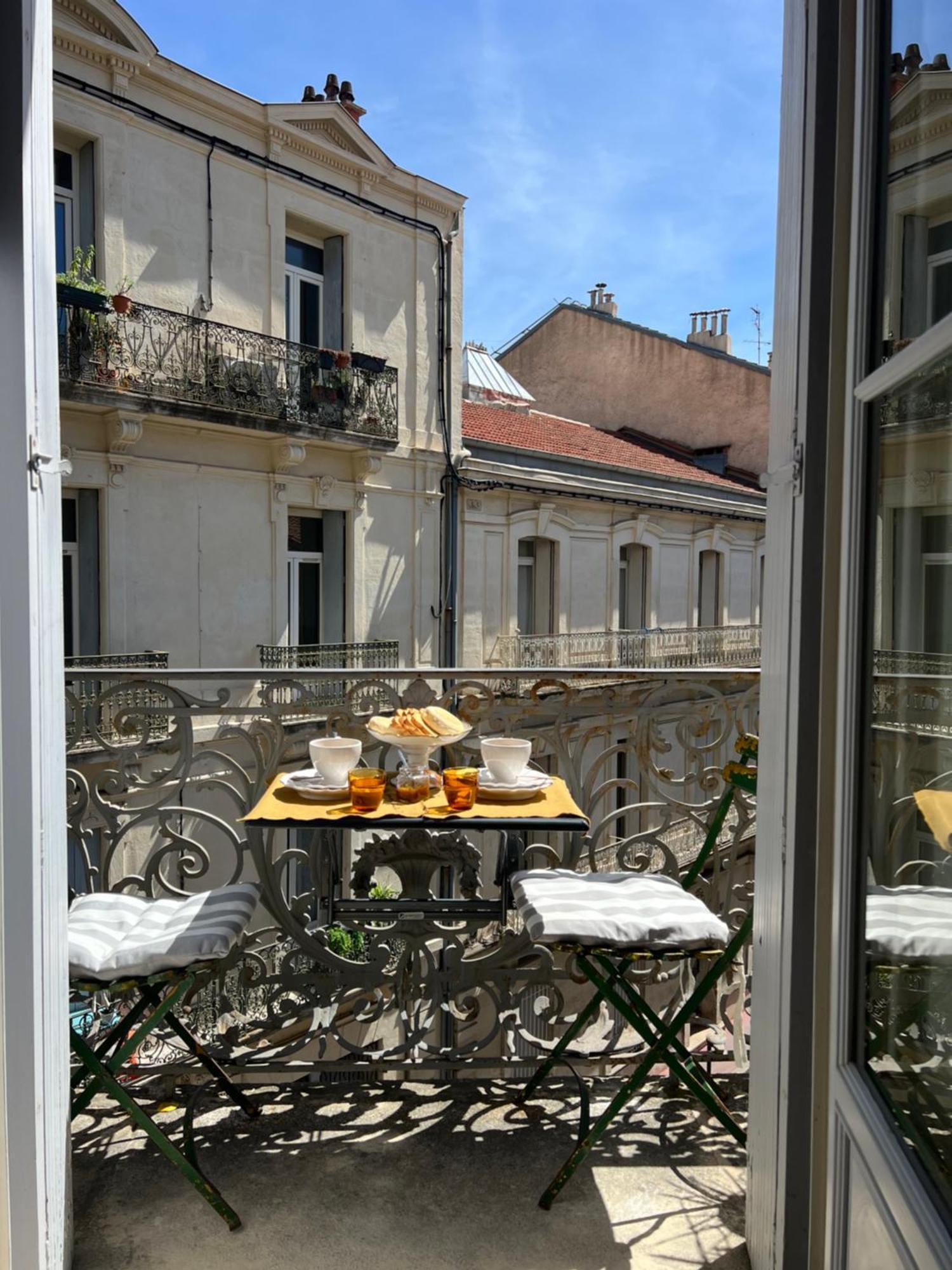 Au Coeur De M Acomodação com café da manhã Montpellier Exterior foto